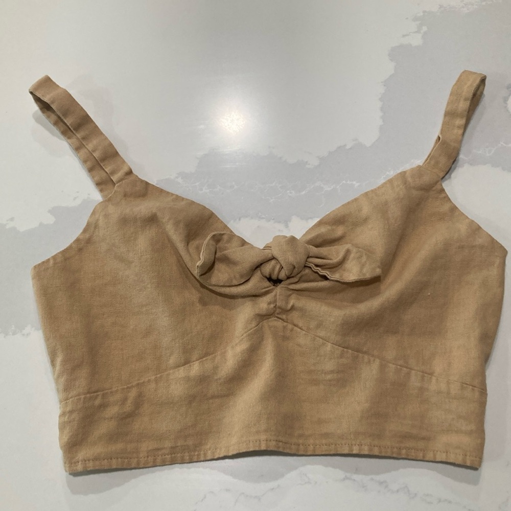 Universal Thread -Tie Front Cropped Top